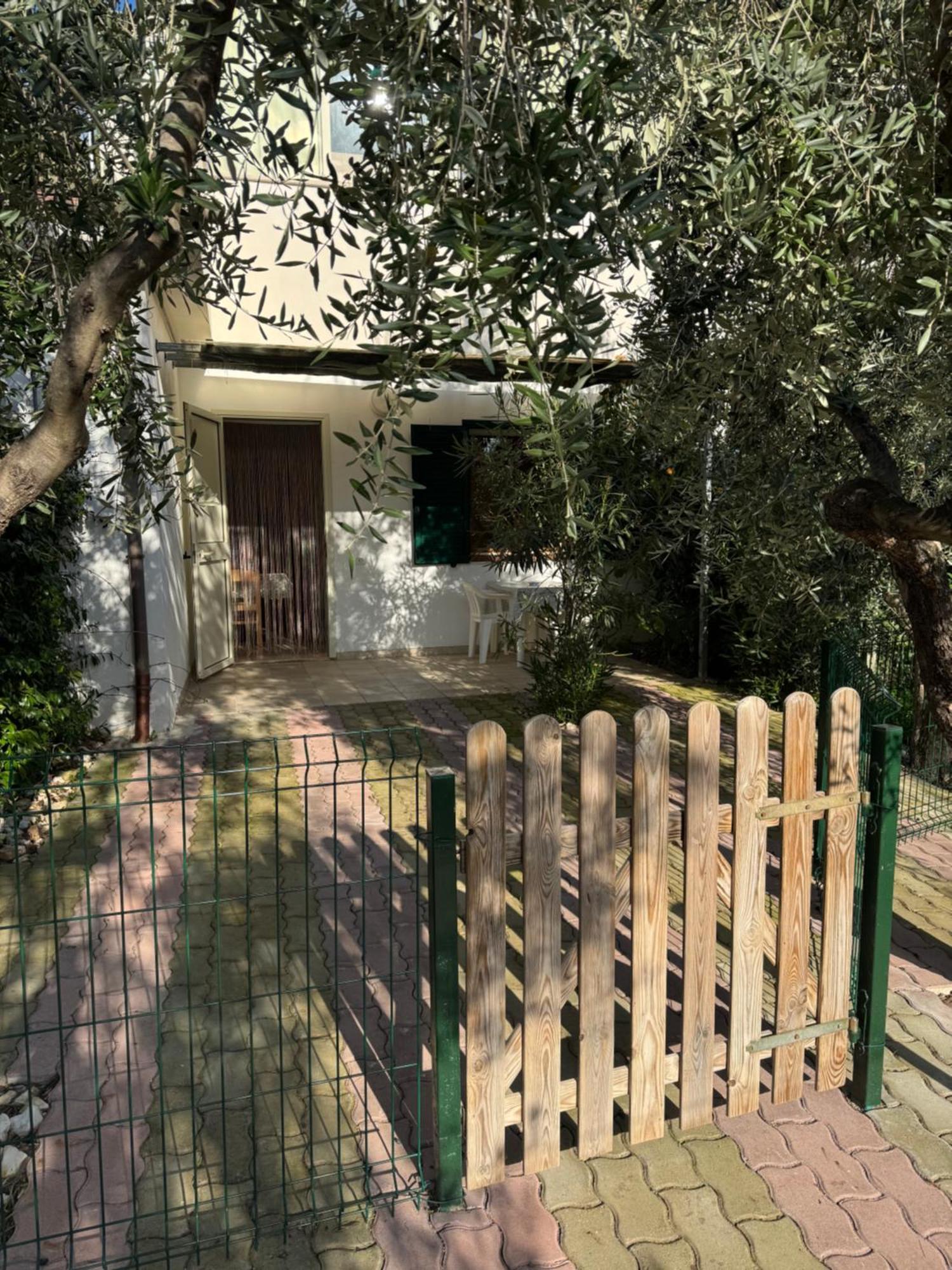 Residence San Luca Vieste Exterior photo